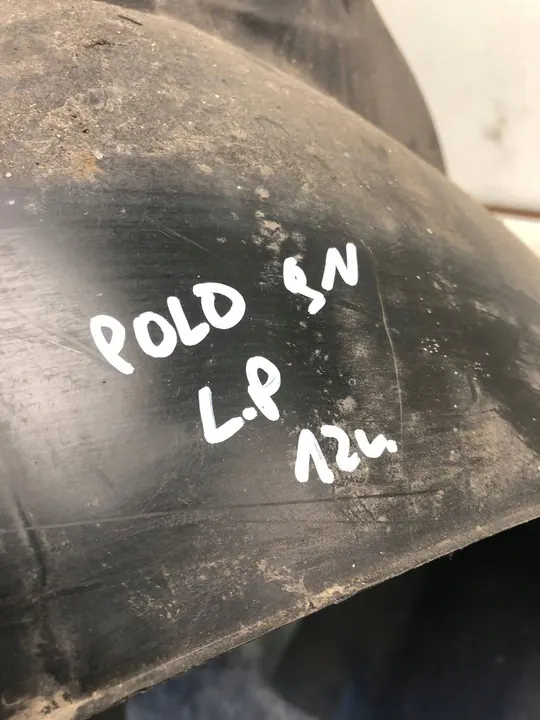 Vasen Etulokasuoja VW Polo IV 9N 6Q0809957 image 8