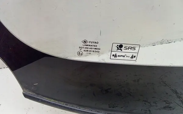 Volvo S60 2012 Front Windshield OEM 43R010243 image 5