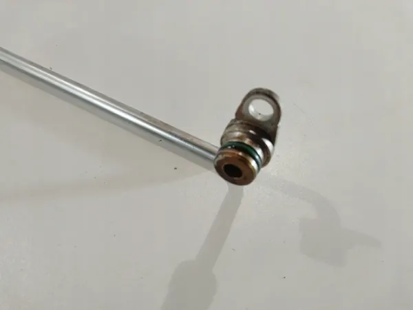 Durite de refroidissement d'huile OEM 03C145140 Avant Golf VI image 3