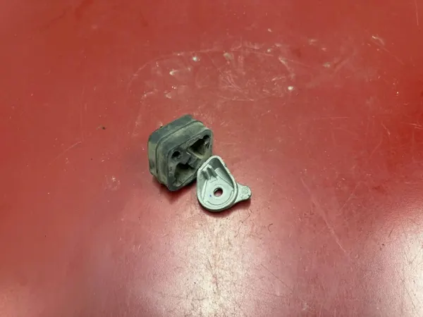 BMW Uitlaatophanging OEM 8593695 - Gebruikt image 2