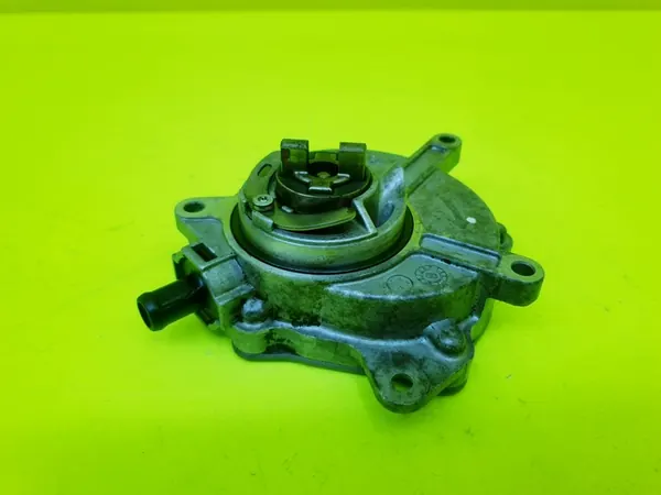 Imupumppu Audi A4 B7 A3 8P A6 C6 2.0 TFSI OEM image 2