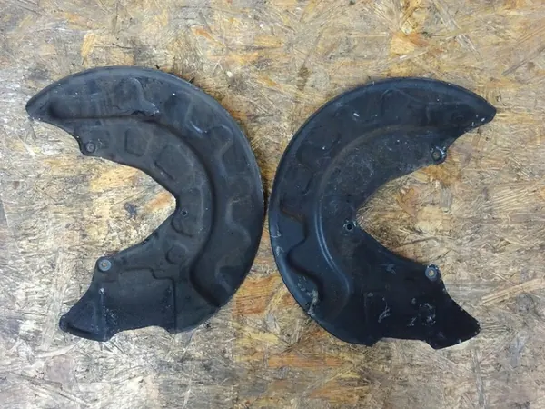 Troca de Freios Dianteiros GOLF VII R 2.0 TSI 4MOTION 340mm image 10