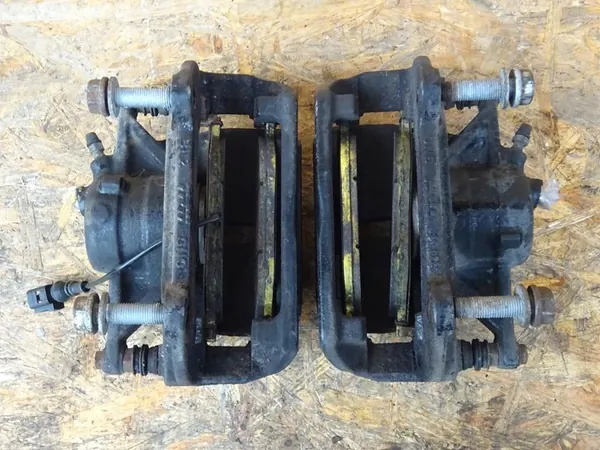 Troca de Freios Dianteiros GOLF VII R 2.0 TSI 4MOTION 340mm image 4