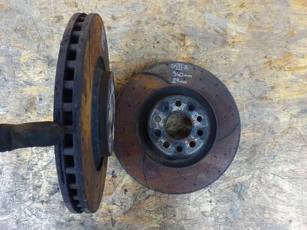 Troca de Freios Dianteiros GOLF VII R 2.0 TSI 4MOTION 340mm image 7