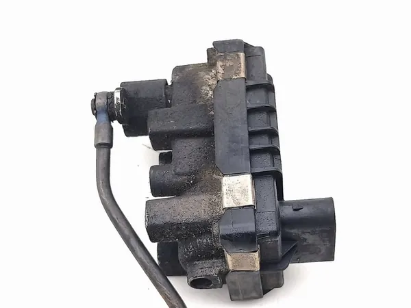 Mercedes E-Class W211 3.2 CDI Actionneur Turbo G-109 image 4