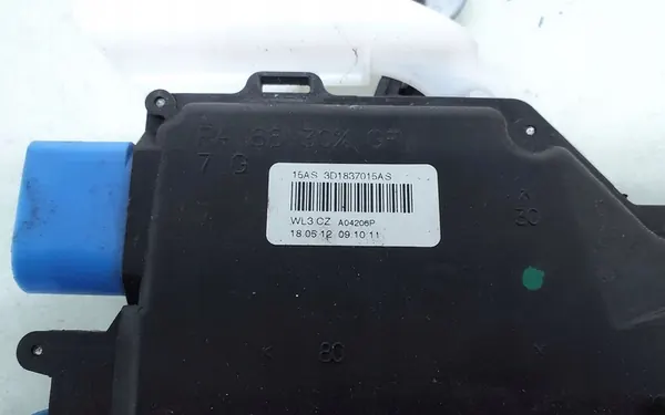 VW Touran II Linke Vordertürschloss 3D1837015AS image 7