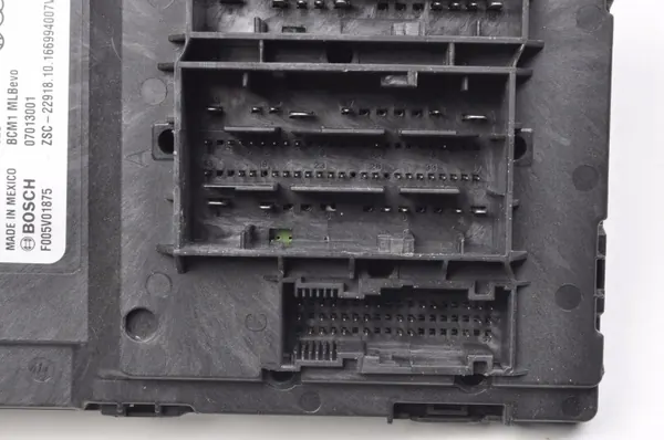 Audi A4 (8W2, B9) Controller OEM 8W0907063BG 2017 image 4