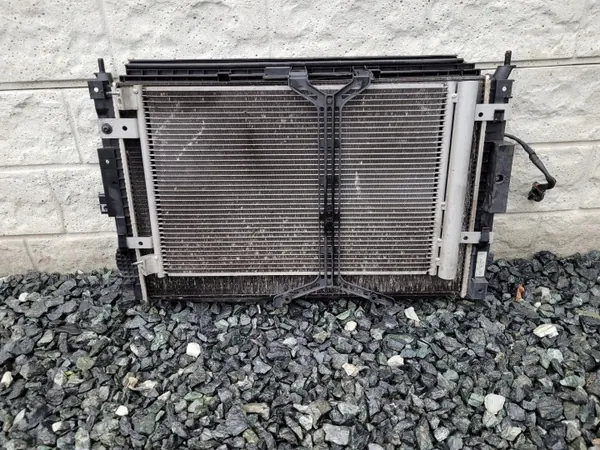 Complete Radiator OEM 9806313580 voor Peugeot Partner image 6