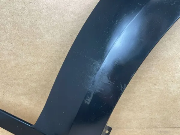OEM 8W9853718 Etu Oikea Lokasuoja Audi A4 B9 image 3