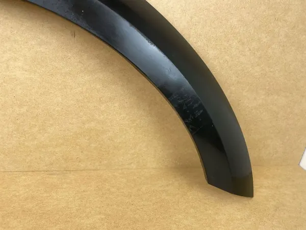 OEM 8W9853718 Etu Oikea Lokasuoja Audi A4 B9 image 5