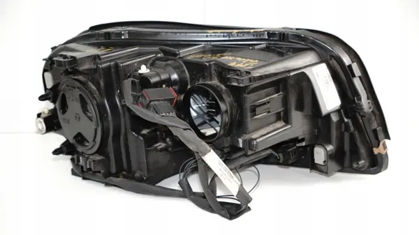 Farol dianteiro esquerdo OEM 368446947 Volvo XC90 02-06 image 6
