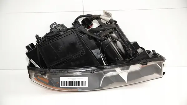 Farol dianteiro esquerdo OEM 368446947 Volvo XC90 02-06 image 9