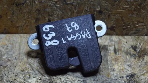 Bagagelås VW Passat B6 Kombi, 2006 image 2