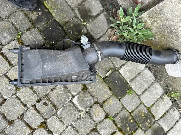 Range Rover L494 Carcaça do Filtro de Ar image 1