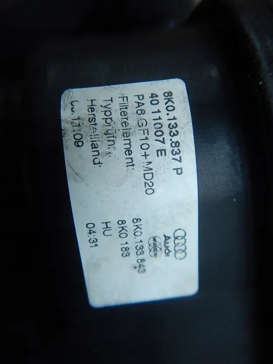 Audi Ilmansuodinkotelo OEM 8K0133837P Käytetty image 5