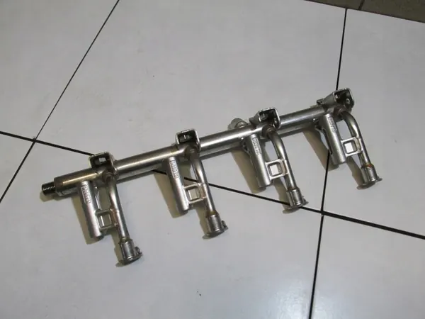 Rampa de combustible 1.5 EcoBoost Ford Kuga S-Max Focus C-Max Mondeo image 3