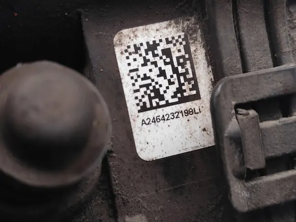 Mercedes-Benz Taka jarruventtiili OEM A2464232198 image 7