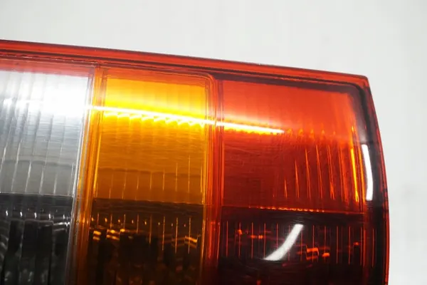 VW Transporter T5 Lámpara Trasera Derecha 7H0945096K image 3