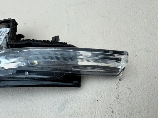 OEM VOLVO XC90 II XC60 V90 V60 14R- Blinker Links image 4