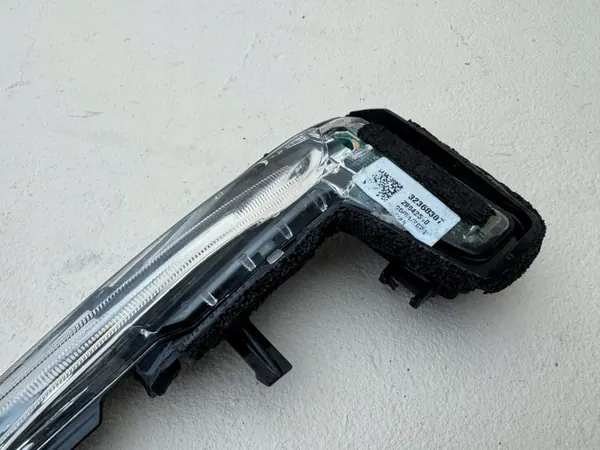 OEM VOLVO XC90 II XC60 V90 V60 14R- Blinker Links image 7