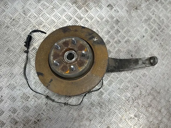 Moyeu roue avant gauche OEM 04877659AD image 2