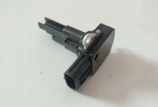Toyota RAV4 MAF-Sensor OEM 222040V020 - Gebraucht image 2
