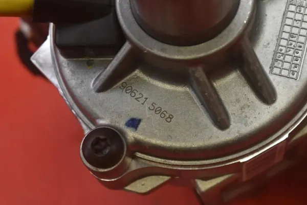 Servopumpe OEM 56300CM020 Hyundai image 9