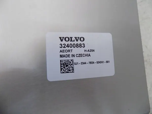 Batería Mild Hybrid Volvo 32400883 8Ah Usada image 7