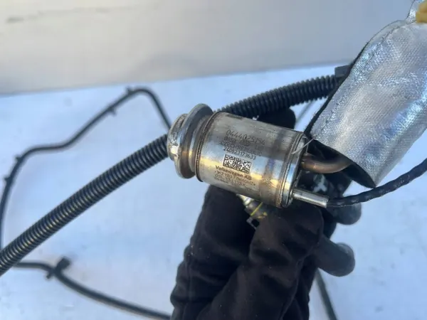 AdBlue-injector OEM 05L131113K voor Audi A4 B9 2.0 TDI image 5