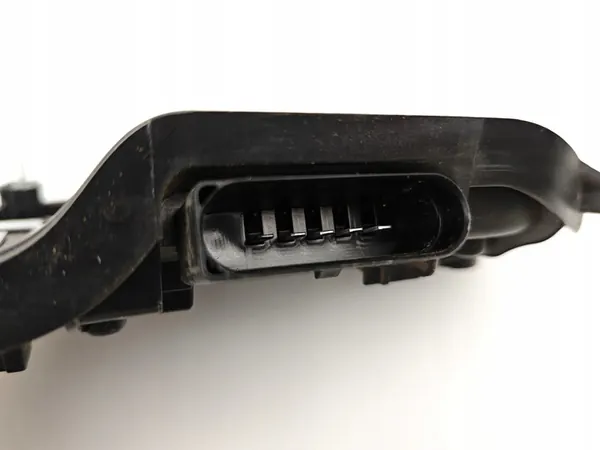 Soporte de Lámpara Trasera Derecha VW T6 7E0945096AD image 5