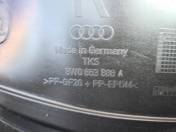 Right Front Wheel Arch Audi A4 B9 8W 8W0821172A image 3