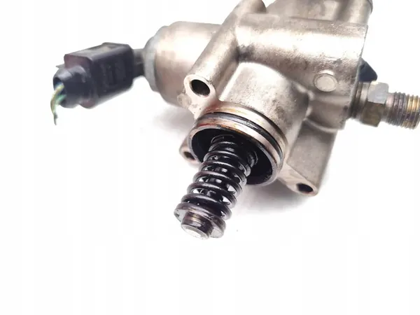 Kraftstoffpumpe Audi A6 C6 2.0 TFSI 06F127025F image 6