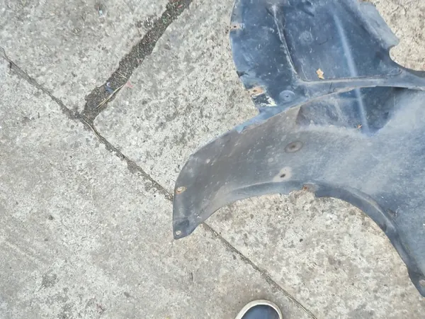 Etummaisen oikean pyöräkoteloverhoilu VW Passat CC OEM 3C8805912B image 8