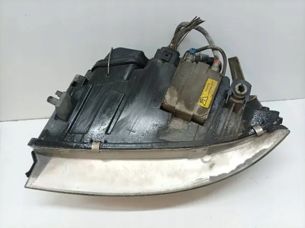 Front Right Xenon Headlight Audi A6 II C5 1997-2004 image 3