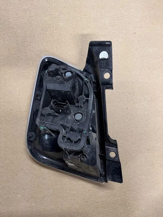 Luz trasera derecha Fiat 500 EU image 3