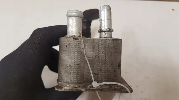 Jaguar XF X250 Radiateur Huile Transmission image 3