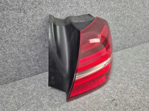 MERCEDES GLA x156 LIFT 16-19 LÁMPARA TRASERA DERECHA LED OEM image 2