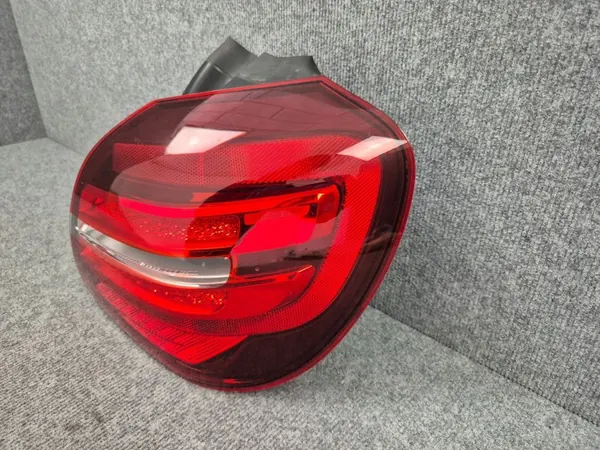 MERCEDES GLA x156 LIFT 16-19 LÁMPARA TRASERA DERECHA LED OEM image 3