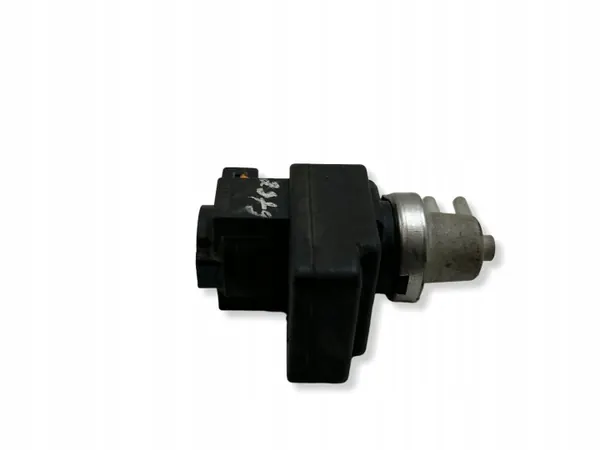 Nissan Turbolader-Regelventil OEM 70086600 - Gebraucht image 5