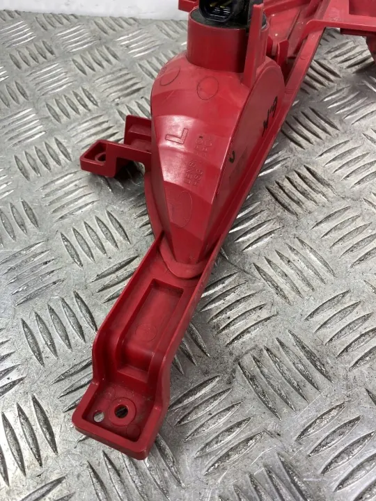 Kia Sorenton takapuskarin valo OEM FOB26242 image 3