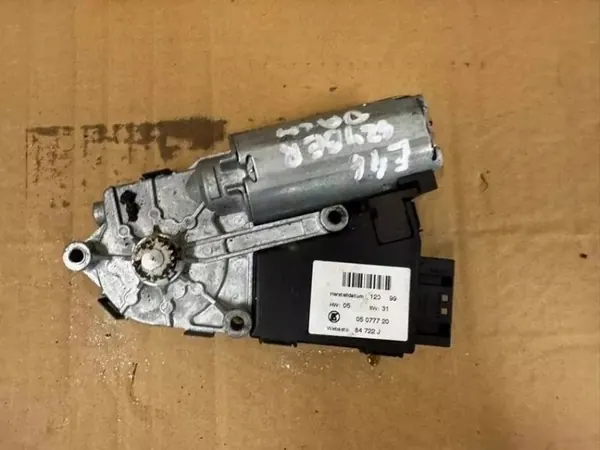BMW schuifdakmotor OEM 7026323 voor E46 image 2