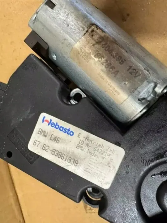 BMW schuifdakmotor OEM 7026323 voor E46 image 4