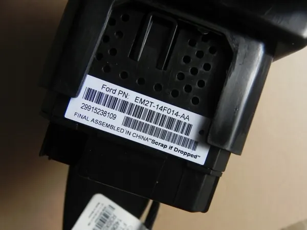Asbak OEM EM2T-14F014-AA met USB AUX SD Aansluiting image 7