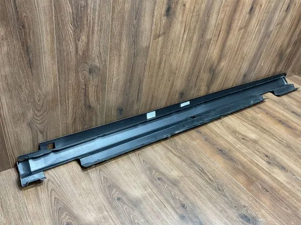 Porsche Macan Höger Tröskellist OEM 95C853752C image 10