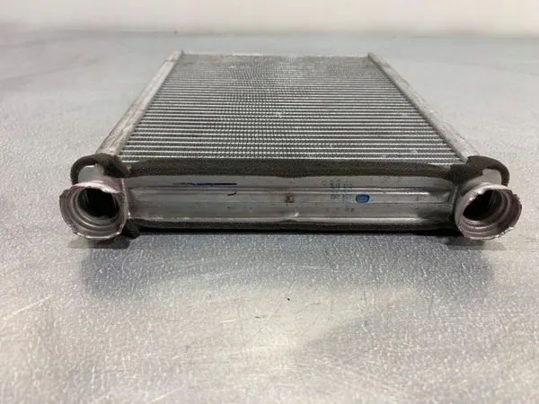 Calefactor Toyota Prius OEM FBZ19158 - Usado image 3