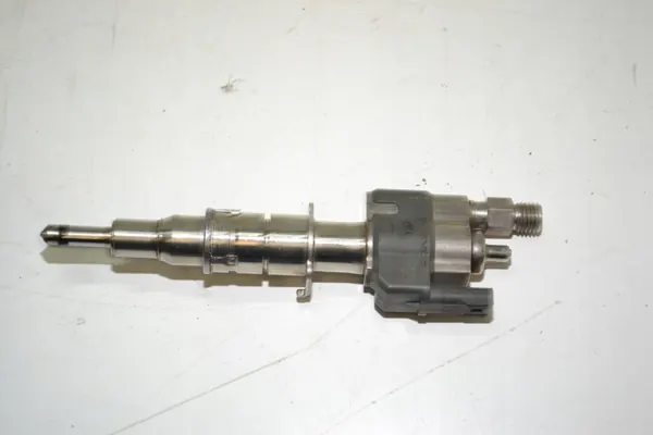 Inyector OEM 7589048-11 para BMW N43 N53 N54 image 4