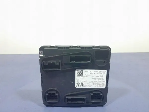 Audi Q7 II komfortenhet OEM 8W0907064ED image 2