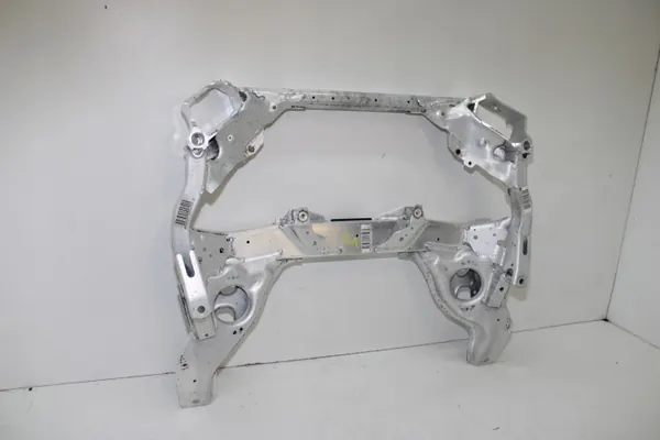 Viga suspensão dianteira BMW 1 E82 E88 OEM Usado image 3
