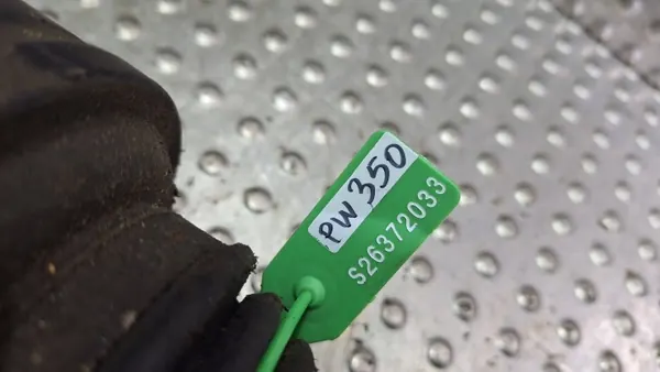 OEM S26372033 Bakaxel för VW Touareg 7L image 6