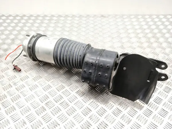 Audi E-tron GT Etu-ilmatuki OEM 9J1616037E image 3
